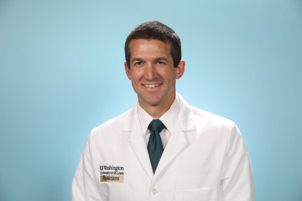 Robert MacGregor, MD, Joins Section of Minimally Invasive Surgery