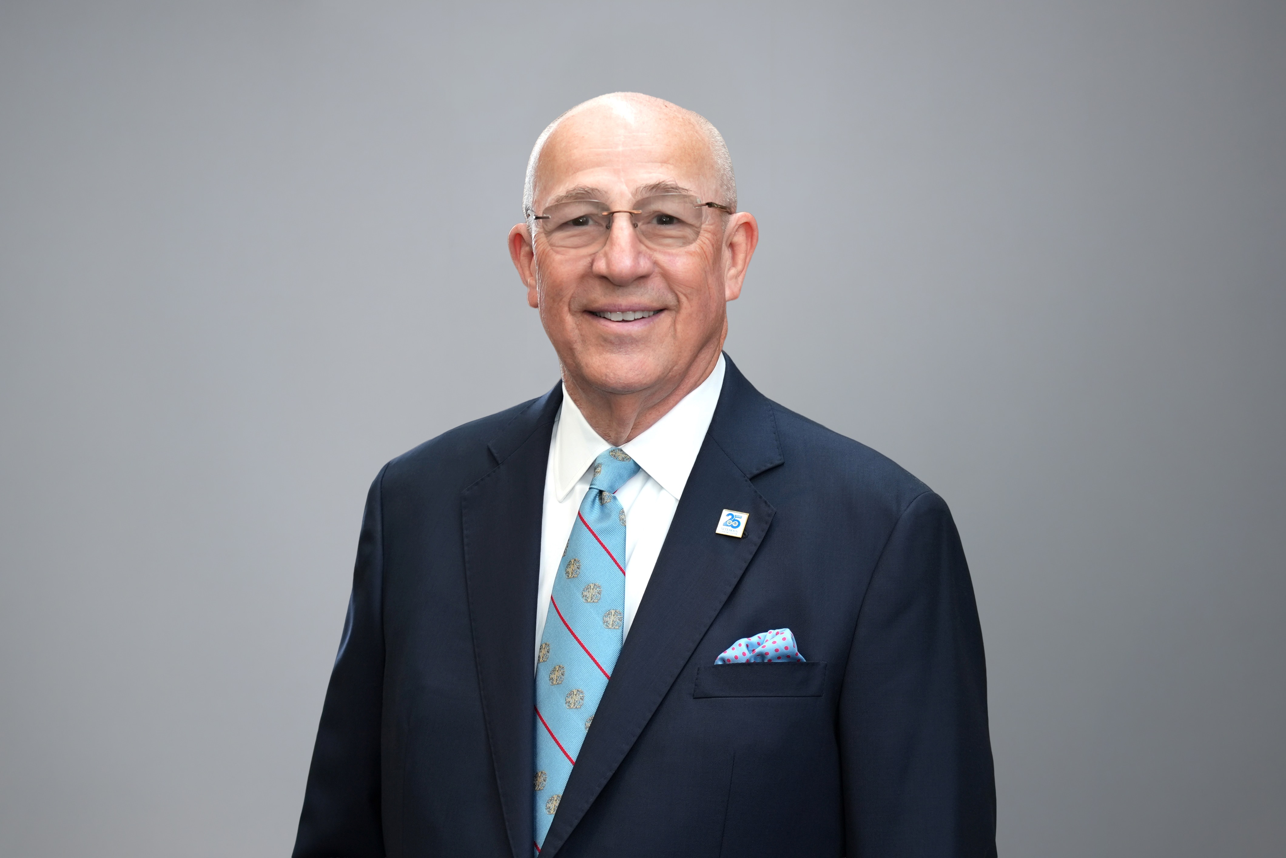 Dr. Timothy Eberlein Is ACS President-Elect