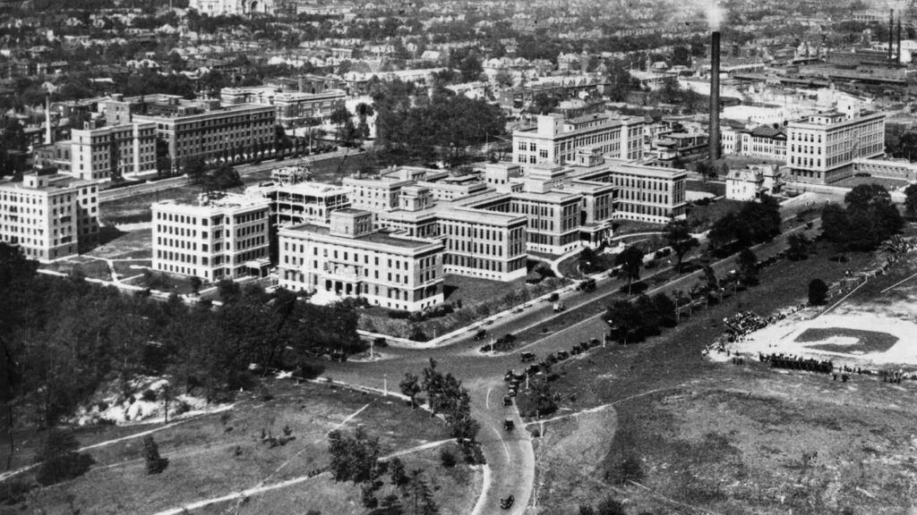 Barnes-Jewish Hospital, 1916